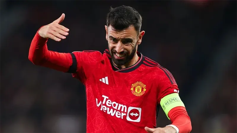 บรูโน่ แฟร์นันด์ส ย้ายออก แมนยู กิ๊บบ์ส-ไวท์ ตัวแทน ข่าวแมนยูล่าสุด 2026